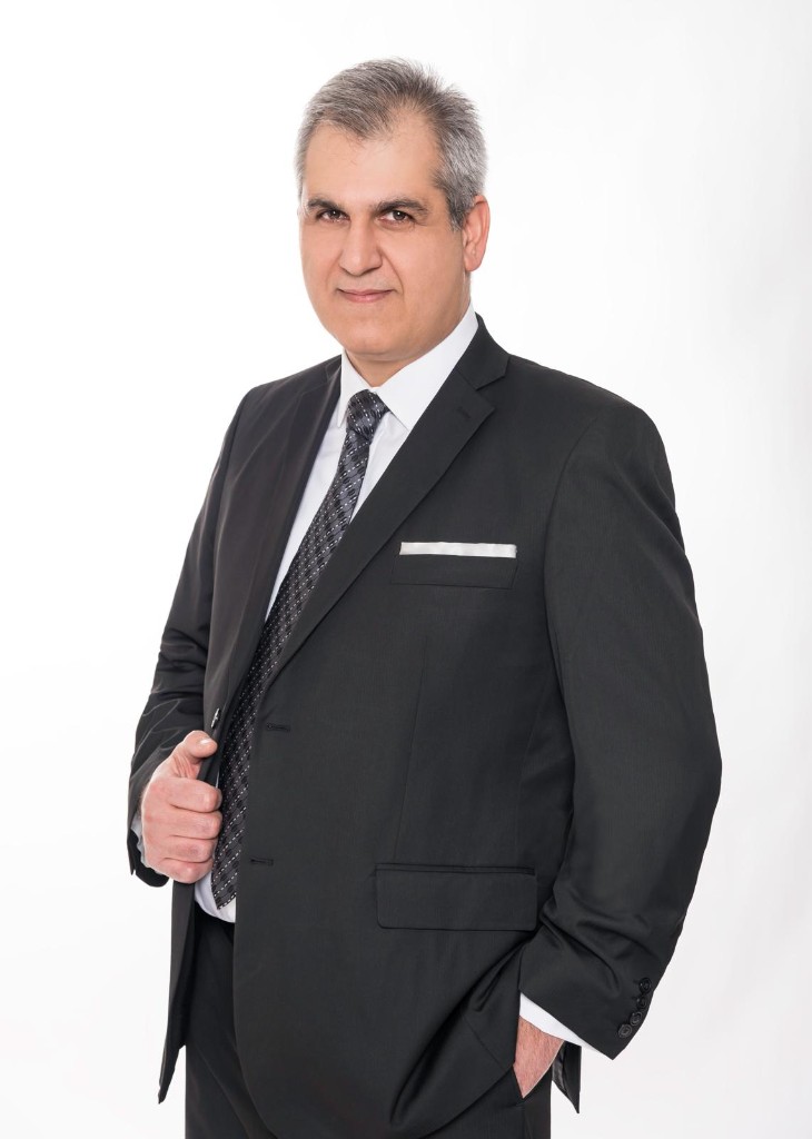 Nima Akhbari, CPA, MBA, founder of Dynamicnumbers Professional Corporation